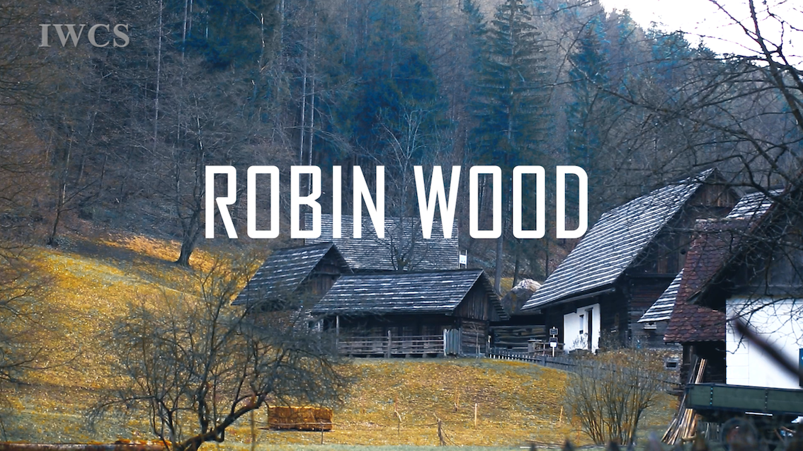 Traditional Bowl Turner in the UK - Robin Wood